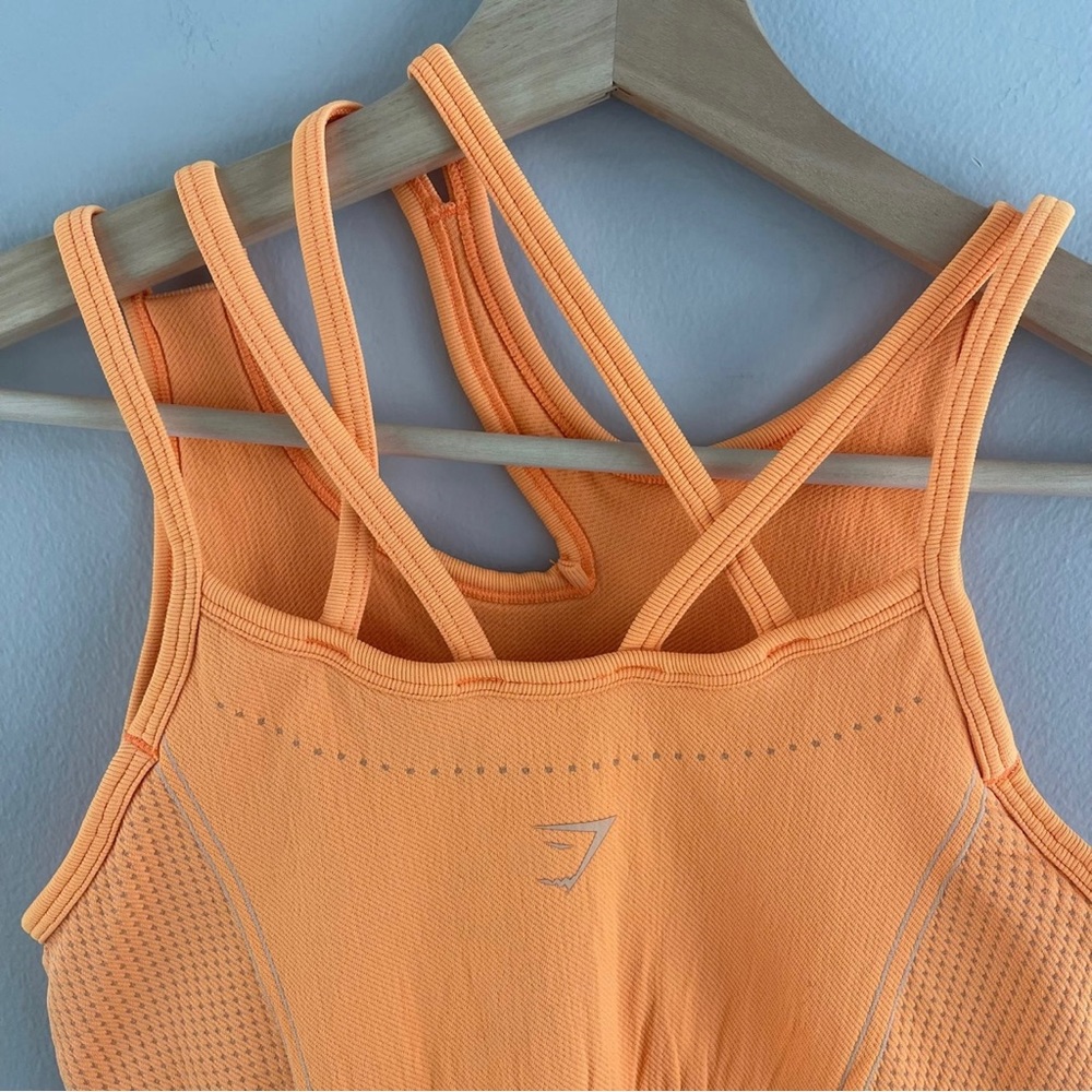 !SOLD! GYMSHARK Neon Orange Ultra Seamless Asymmetrical Workout Sports Bra - Picture 6 of 9